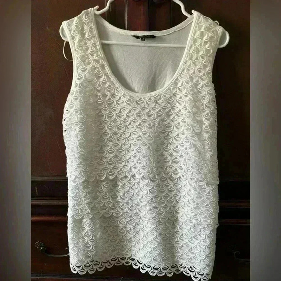 Renuar tank top.  Scallop tiered detail sz L - Picture 1 of 5